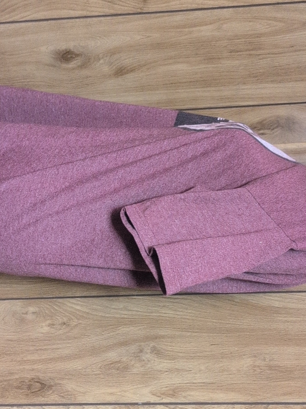Vans Heather Burgundy Logo Short Sleeve T-Shirt - Picture 5 of 6